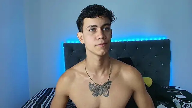 Maximiliano  Fire online show from 09/18/25, 07:05