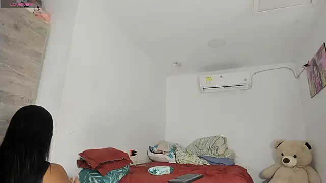 flor herrera01 online show from 03/10/26, 05:12