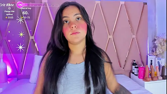 Snapshot of Emily_Black1 chatting on 09/20/25, 12:44 Emily Black1 online show from 09/20/25, 12:44