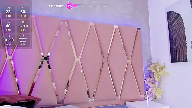 Snapshot of Emily_Black1 chatting on 10/19/25, 10:43 Emily Black1 online show from 10/19/25, 10:43