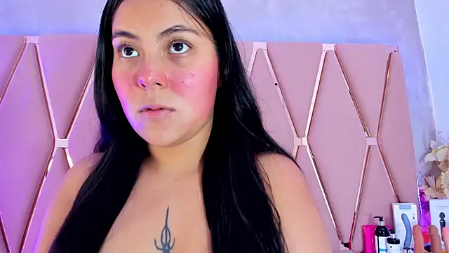 Snapshot of Emily_Black1 chatting on 10/30/25, 11:49 Emily Black1 online show from 10/30/25, 11:49