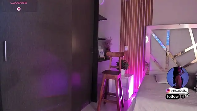 sweetviolet   online show from 02/11/26, 12:43