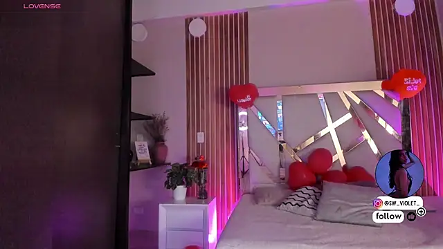 sweetviolet   online show from 02/18/26, 12:34