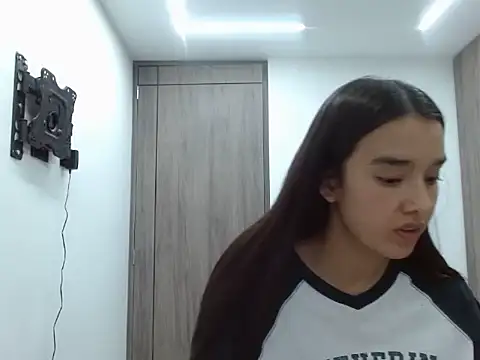  luna 777 online show from 04/27/26, 12:41