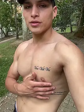 MaxxxSteil online show from 03/10/25, 08:23