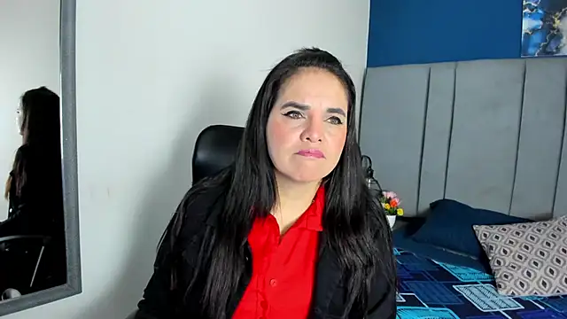 laura hotties online show from 02/09/26, 12:53