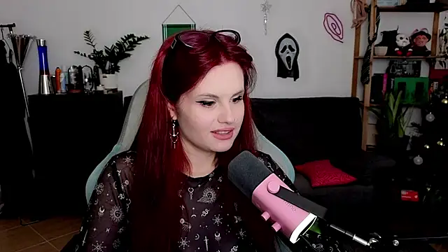 Della Ideal online show from 01/07/26, 06:10