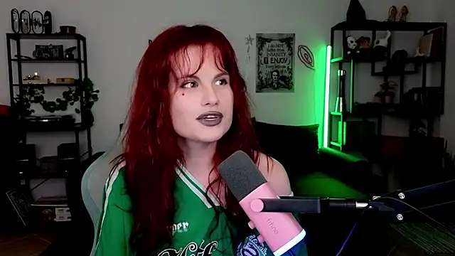 Della Ideal online show from 05/26/26, 06:37