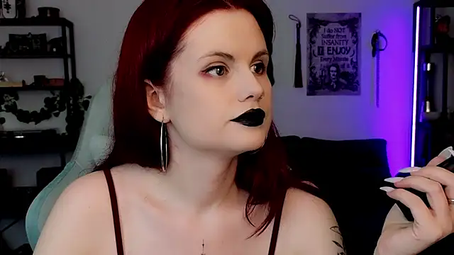 Snapshot of Della_Ideal chatting on 07/20/26, 05:15 Della Ideal online show from 07/20/26, 05:15