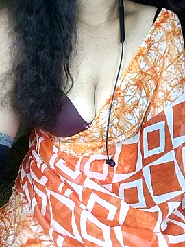 Snapshot of geetha_telugu_kan277 chatting on 02/24/25, 11:09 geetha telugu kan277 online show from 02/24/25, 11:09