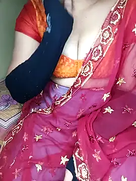 Snapshot of geetha_telugu_kan277 chatting on 11/09/25, 05:39 geetha telugu kan277 online show from 11/09/25, 05:39