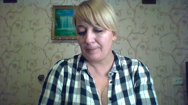 ArielXLoveresss online show from 03/08/25, 06:37