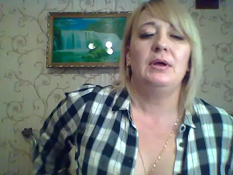 ArielXLoveresss online show from 03/10/25, 12:15