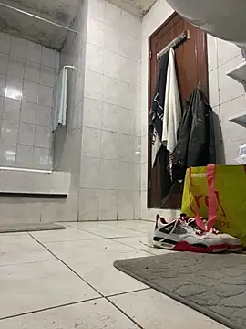 rogerdik76 online show from 02/25/26, 06:12