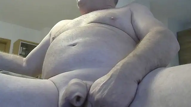 jerkoutdoor70 online show from 11/16/25, 01:17