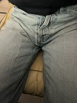 Snapshot of mario_6_9_9_0 chatting on 02/11/26, 12:32 mario 6 9 9 0 online show from 02/11/26, 12:32