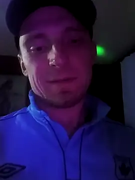 Snapshot of great_feeling chatting on 02/25/25, 08:30 great feeling online show from 02/25/25, 08:30