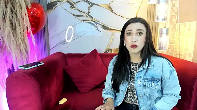 Bella williamss  online show from 09/16/25, 07:37