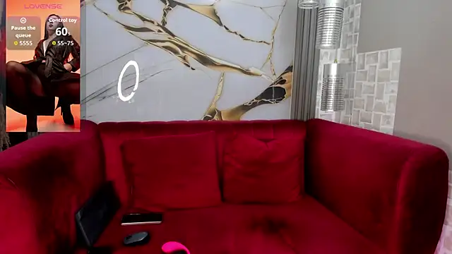 Bella williamss  online show from 04/13/26, 07:41