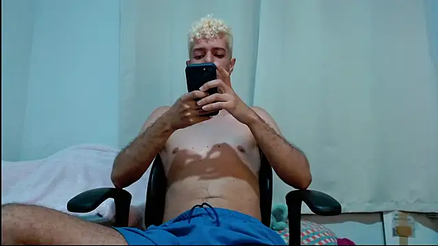 blondetwink online show from 02/28/25, 10:50