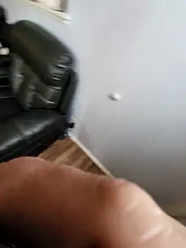 Bigjohn81401 online show from 12/05/25, 05:42