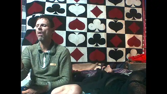 Snapshot of SillyRabbitz chatting on 06/19/26, 07:01 SillyRabbitz online show from 06/19/26, 07:01