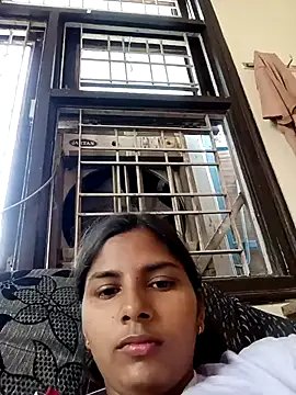 Snapshot of heena-3678 chatting on 10/06/25, 06:55 heena-3678 online show from 10/06/25, 06:55