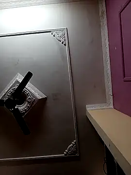 Snapshot of heena-3678 chatting on 11/01/25, 02:08 heena-3678 online show from 11/01/25, 02:08