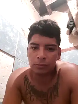 Snapshot of Elcabezhupas97 chatting on 09/18/25, 05:20 Elcabezhupas97 online show from 09/18/25, 05:20