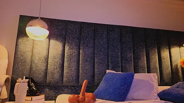 Ariannaa Suarez1 online show from 04/10/26, 07:40