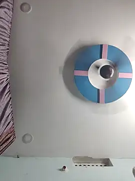 wildfun  online show from 03/19/25, 03:19