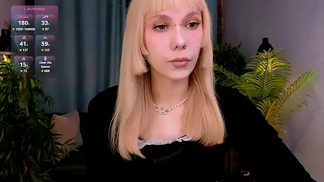 Cherry Bite online show from 09/22/25, 09:39