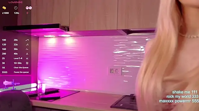 CutiePie69   online show from 11/13/25, 08:41