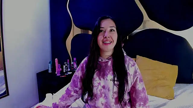 Snapshot of Celeste_X chatting on 11/22/25, 04:44 Celeste X online show from 11/22/25, 04:44