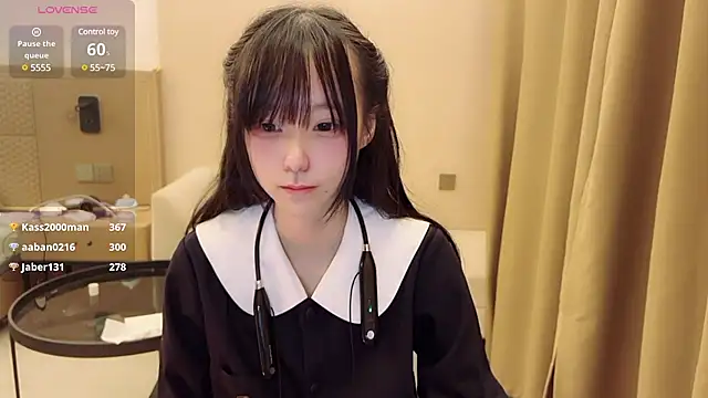 Snapshot of Xiaoxia-Baby chatting on 03/01/25, 12:34 Xiaoxia-Baby online show from 03/01/25, 12:34
