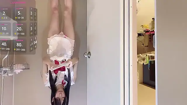 Snapshot of Xiaoxia-Baby chatting on 03/06/25, 04:38 Xiaoxia-Baby online show from 03/06/25, 04:38