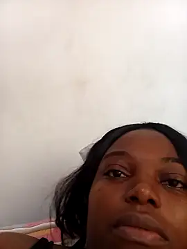 Snapshot of lakarinati chatting on 12/16/25, 02:55 lakarinati online show from 12/16/25, 02:55