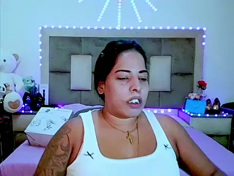 indiantopaz694u online show from 05/06/26, 04:45
