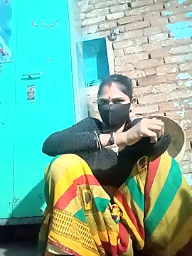 Chhavi Chadha online show from 11/12/25, 02:28