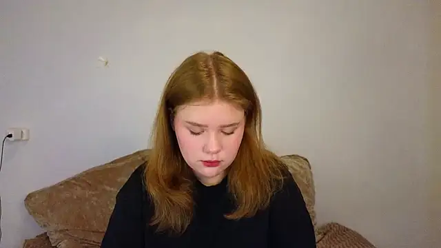 LaseyMoon online show from 02/16/26, 04:19