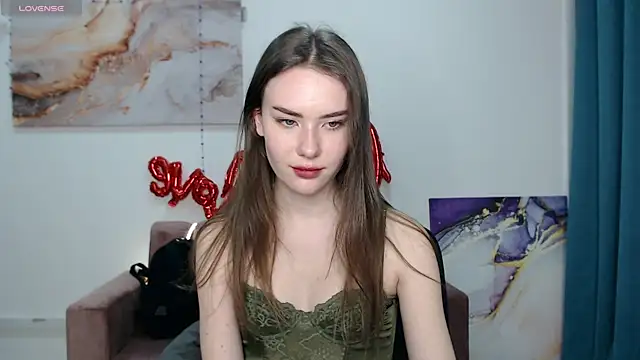 Snapshot of ElenaOconar chatting on 02/25/25, 06:20 ElenaOconar online show from 02/25/25, 06:20