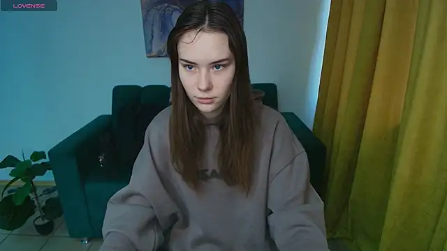 Snapshot of ElenaOconar chatting on 02/26/25, 06:47 ElenaOconar online show from 02/26/25, 06:47