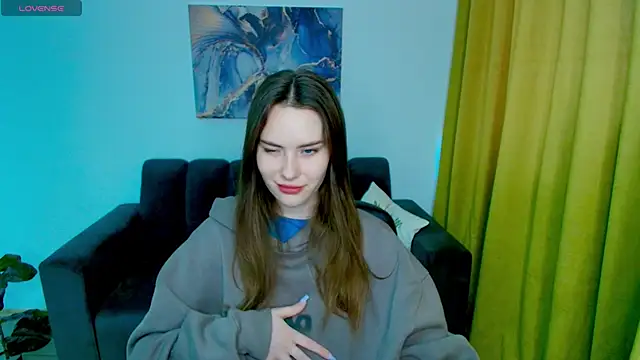 Snapshot of ElenaOconar chatting on 03/21/25, 06:38 ElenaOconar online show from 03/21/25, 06:38