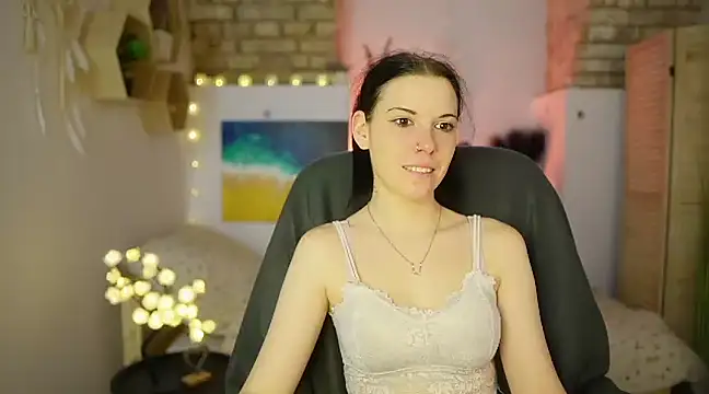 April Olsen online show from 03/16/25, 12:33