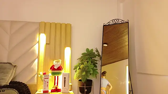 Anaise latif online show from 11/28/25, 11:57