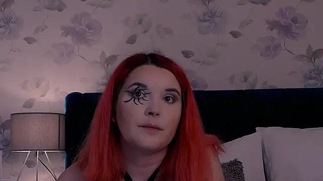 KailyKay online show from 10/31/25, 07:04