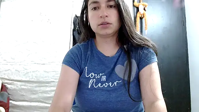 Escarcha-blue online show from 10/25/25, 04:09