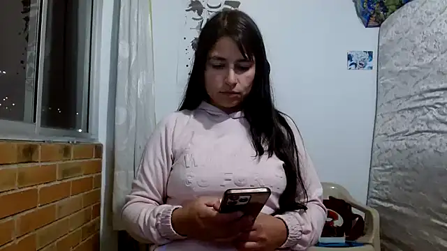 Snapshot of Escarcha-blue chatting on 02/11/26, 11:54 Escarcha-blue online show from 02/11/26, 11:54