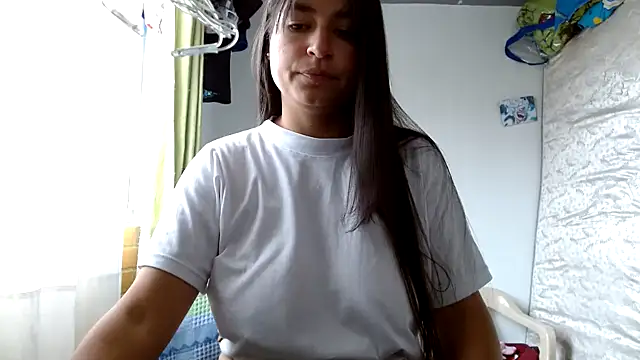 Snapshot of Escarcha-blue chatting on 02/23/26, 01:52 Escarcha-blue online show from 02/23/26, 01:52