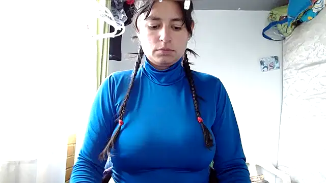 Snapshot of Escarcha-blue chatting on 02/24/26, 09:35 Escarcha-blue online show from 02/24/26, 09:35